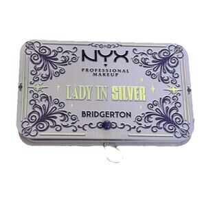 NYX PROFESSIONAL MAKEUP LADY IN SILVER Bridgerton Blush Palette